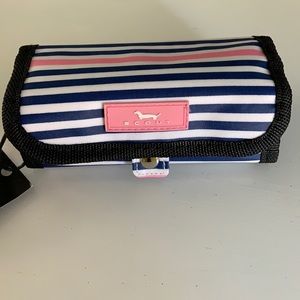Scout jewelry case